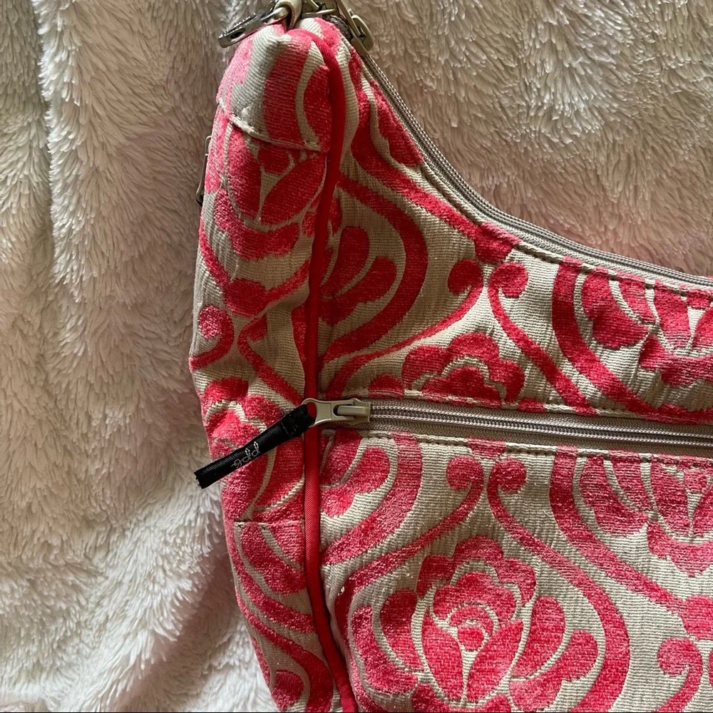 Petunia Pickle Bottom Touring Tote Red/Camel Blend Diaper Bag.